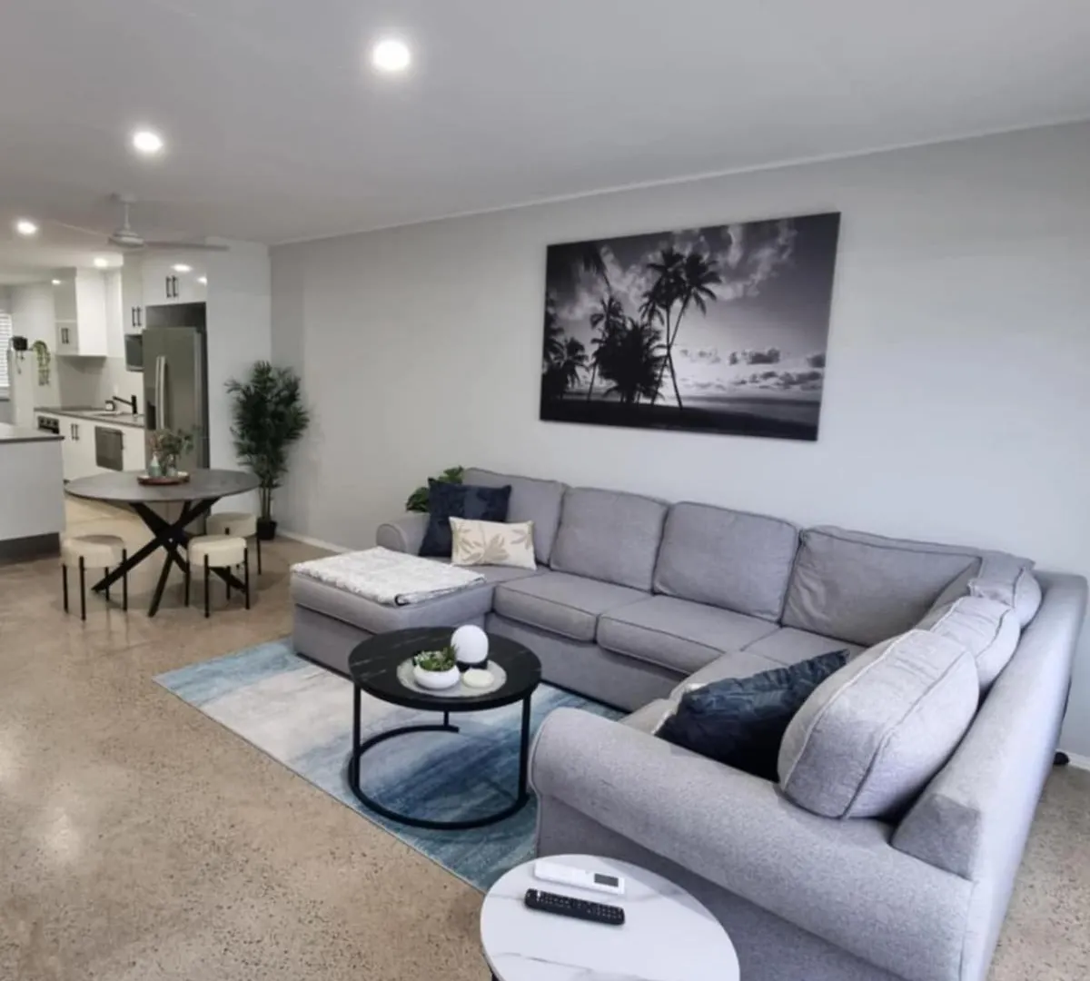 Modern Stylish Apartment Ross River